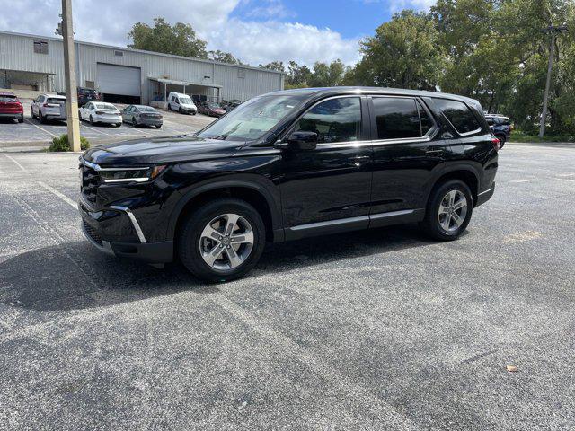 new 2025 Honda Pilot car, priced at $42,564