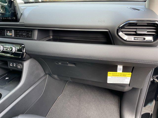 new 2025 Honda Pilot car, priced at $42,564