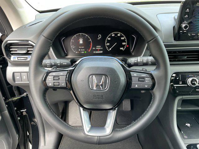 new 2025 Honda Pilot car, priced at $42,564