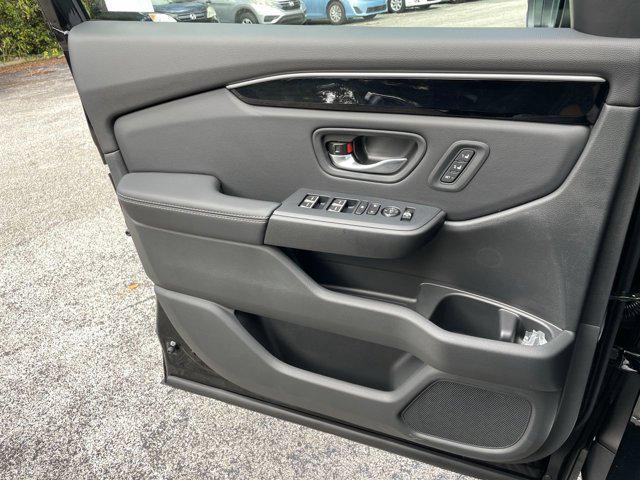 new 2025 Honda Pilot car, priced at $42,564