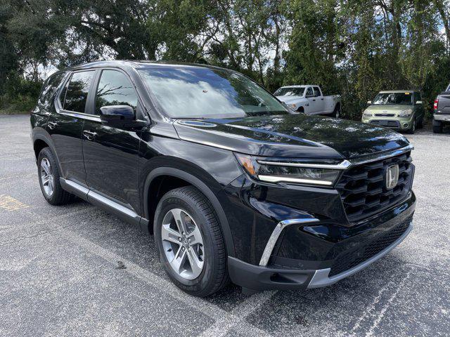new 2025 Honda Pilot car, priced at $42,564