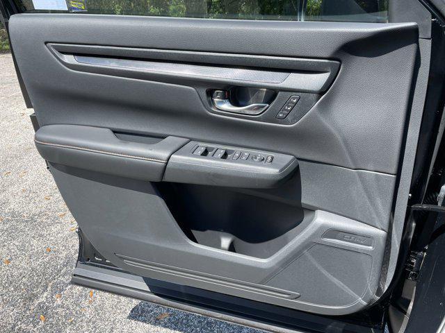 new 2026 Honda CR-V Hybrid car, priced at $38,401