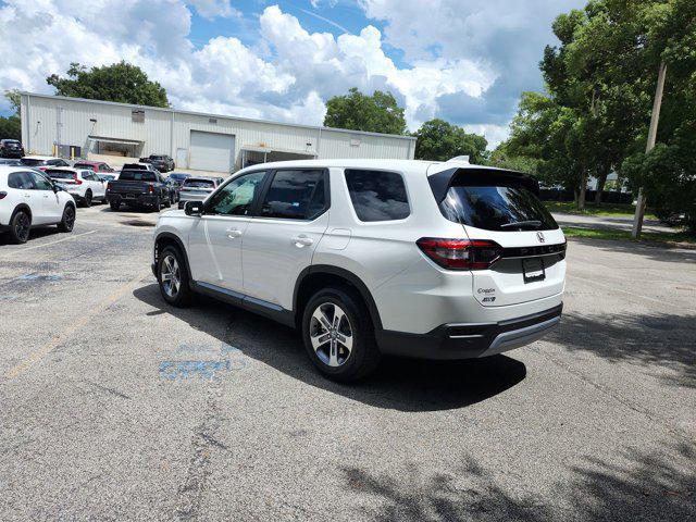 new 2025 Honda Pilot car, priced at $44,589