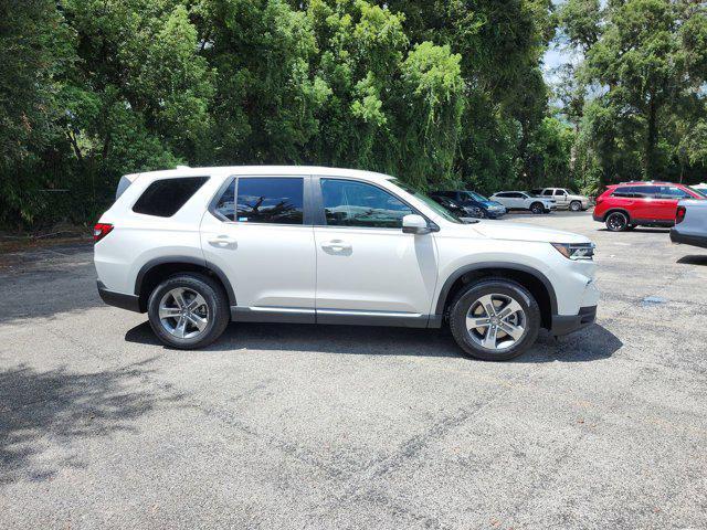 new 2025 Honda Pilot car, priced at $44,589