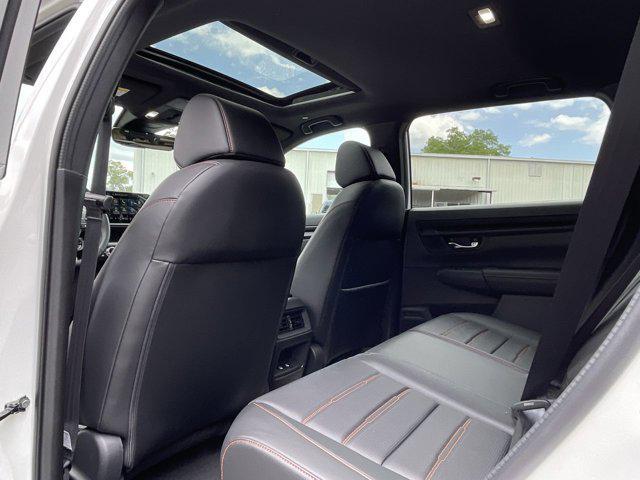 new 2025 Honda CR-V Hybrid car, priced at $39,182