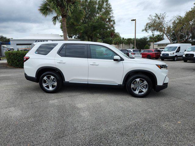 new 2025 Honda Pilot car, priced at $44,873