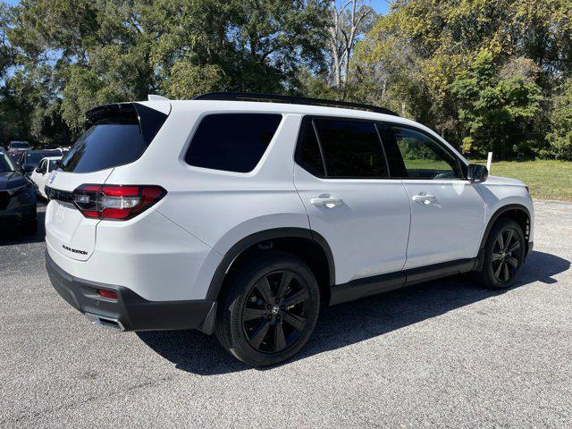 new 2025 Honda Pilot car, priced at $52,027
