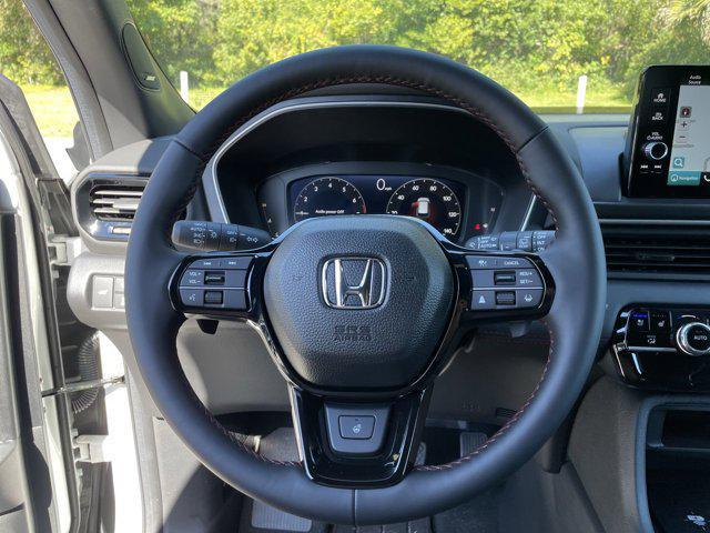 new 2025 Honda Pilot car, priced at $52,027