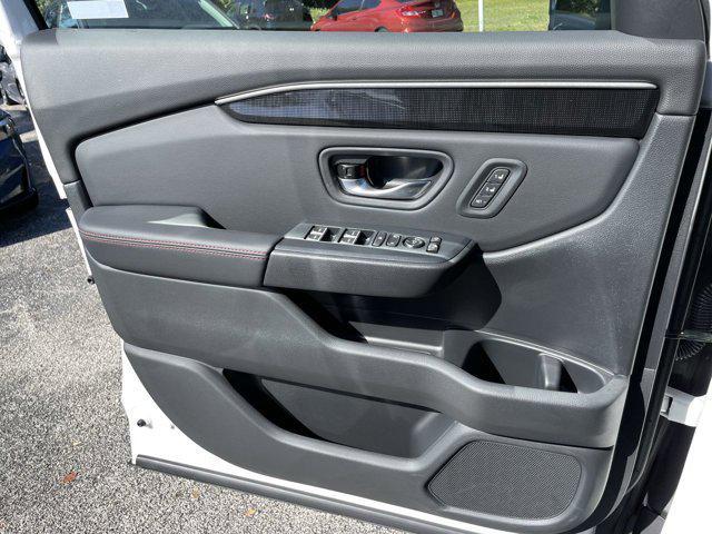 new 2025 Honda Pilot car, priced at $52,027