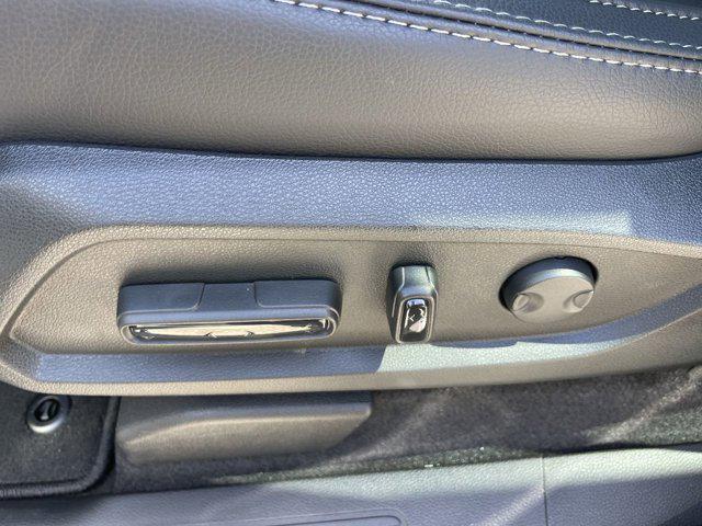 new 2025 Honda Pilot car, priced at $42,564