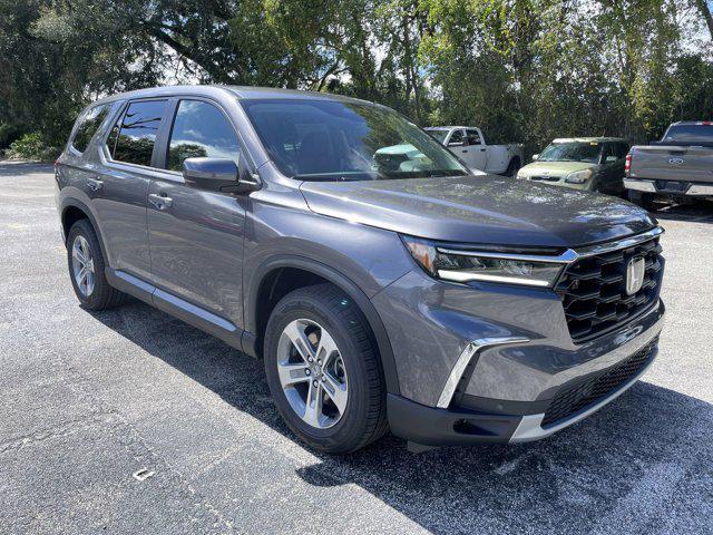 new 2025 Honda Pilot car, priced at $42,564