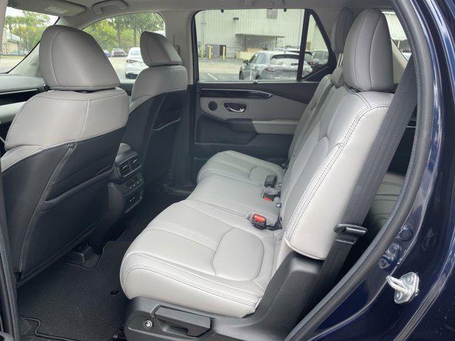 new 2025 Honda Pilot car, priced at $47,041