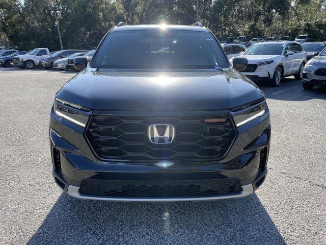 new 2025 Honda Pilot car, priced at $48,033