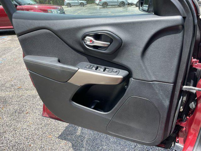 used 2017 Jeep Cherokee car, priced at $13,406