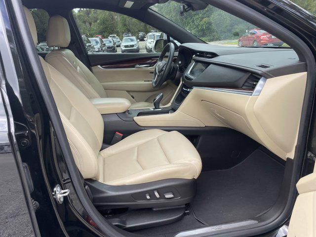 used 2018 Cadillac XT5 car, priced at $19,399