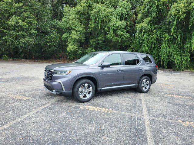 new 2025 Honda Pilot car, priced at $44,834