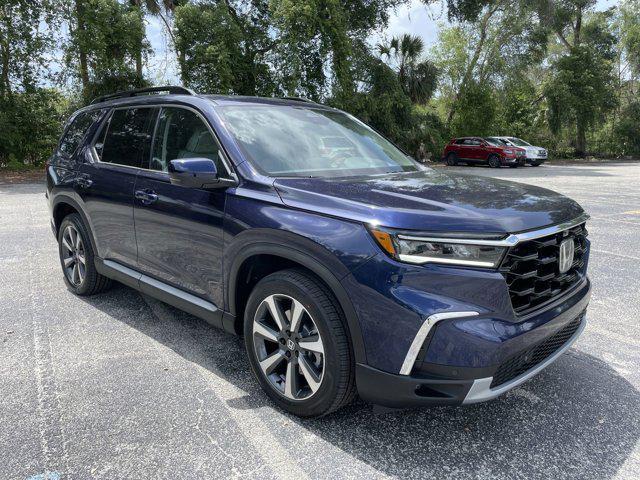new 2025 Honda Pilot car, priced at $50,495
