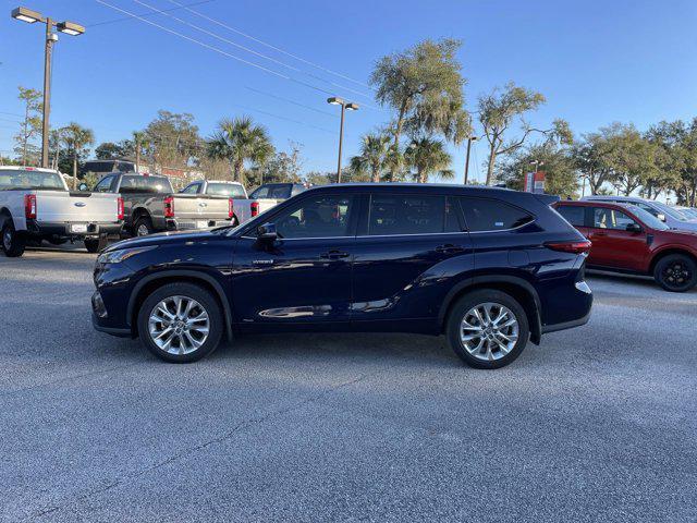 used 2021 Toyota Highlander Hybrid car, priced at $33,497