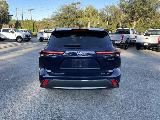 used 2021 Toyota Highlander Hybrid car, priced at $33,497