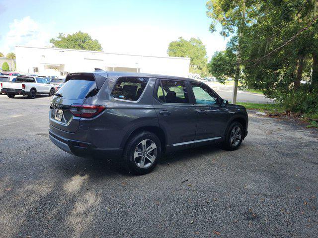 new 2025 Honda Pilot car, priced at $44,834