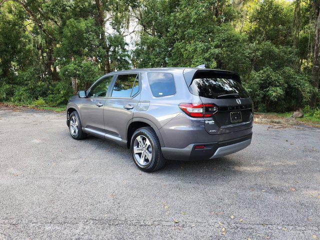 new 2025 Honda Pilot car, priced at $44,834