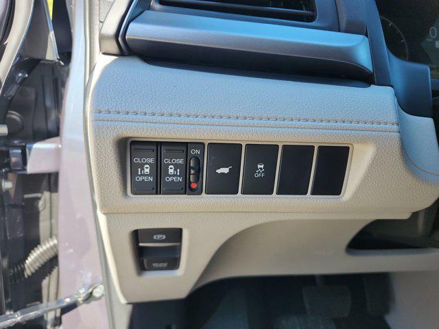 new 2026 Honda Odyssey car, priced at $42,345