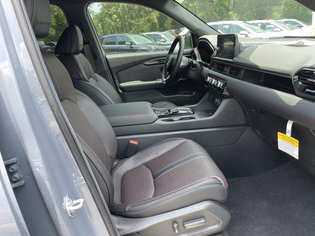 new 2025 Honda Pilot car, priced at $53,940