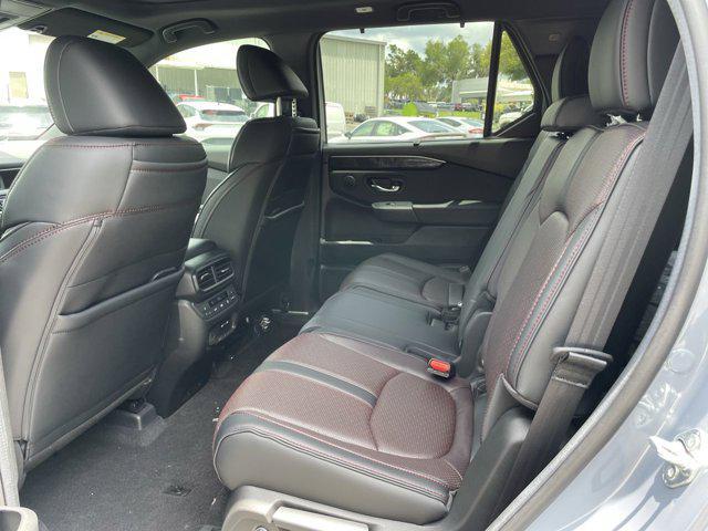 new 2025 Honda Pilot car, priced at $53,940