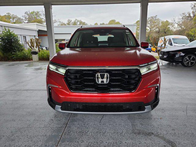 new 2025 Honda Pilot car, priced at $47,955