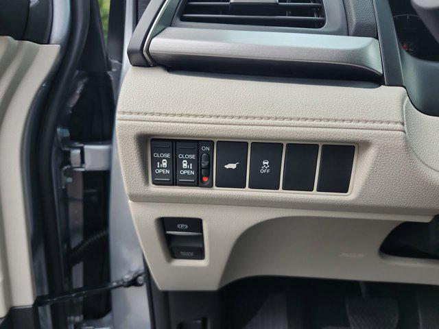 new 2026 Honda Odyssey car, priced at $41,638