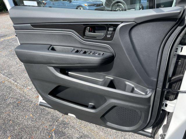 new 2026 Honda Odyssey car, priced at $46,046