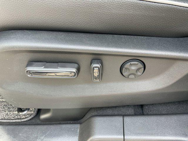 new 2026 Honda Odyssey car, priced at $46,046