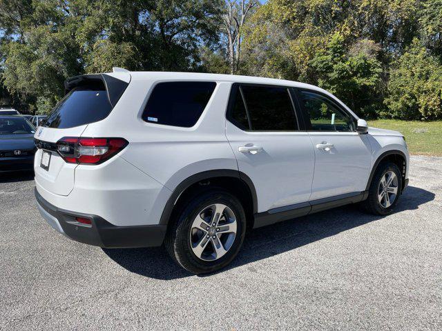 new 2025 Honda Pilot car, priced at $42,991