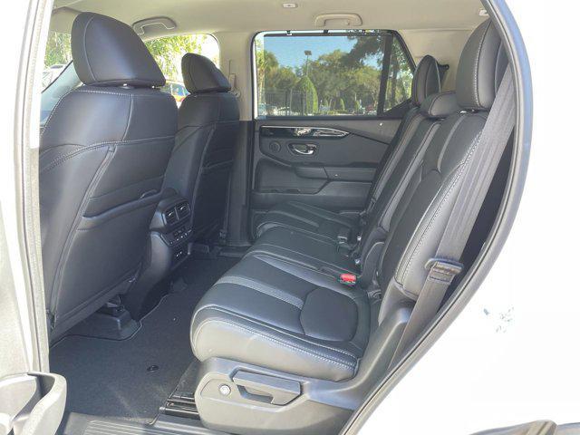 new 2025 Honda Pilot car, priced at $42,991