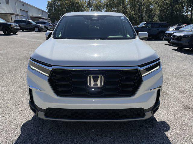 new 2025 Honda Pilot car, priced at $42,991