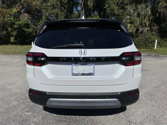 new 2025 Honda Pilot car, priced at $42,991