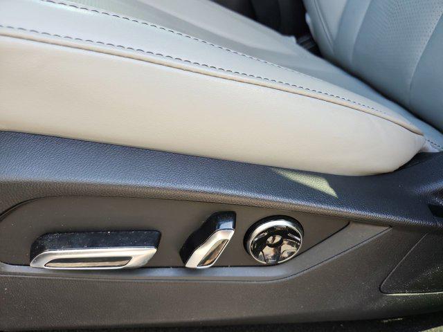 used 2025 Acura MDX car, priced at $49,499