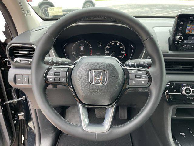 new 2025 Honda Pilot car, priced at $48,992