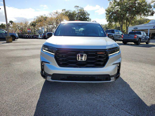 new 2025 Honda Pilot car, priced at $48,033