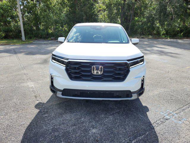 new 2025 Honda Pilot car, priced at $44,873