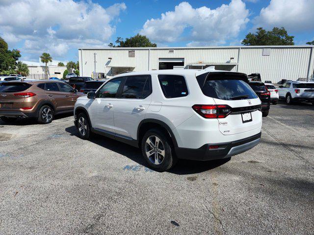 new 2025 Honda Pilot car, priced at $44,873