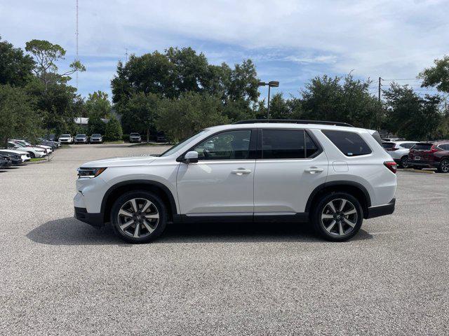 new 2025 Honda Pilot car, priced at $45,671