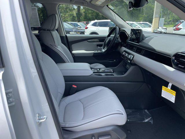 new 2025 Honda Pilot car, priced at $50,922