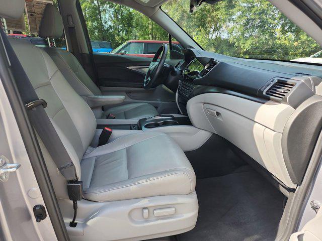 used 2021 Honda Pilot car, priced at $23,999