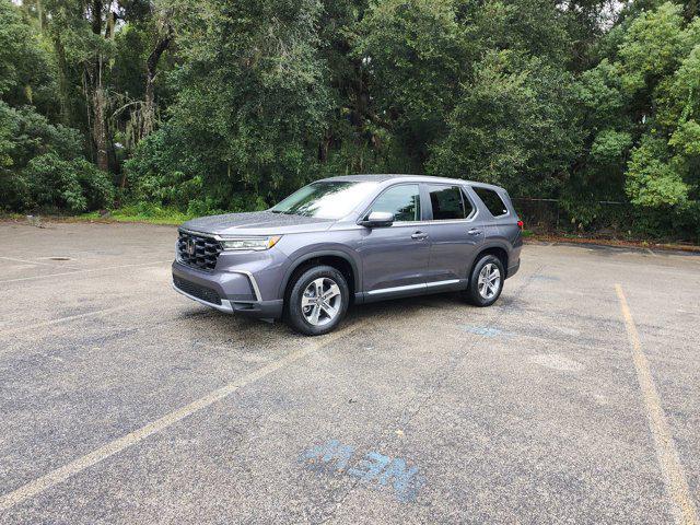 new 2025 Honda Pilot car, priced at $43,135