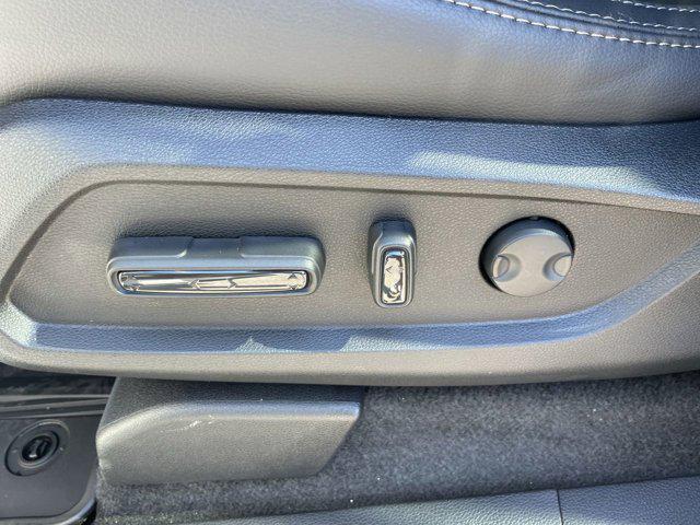 new 2025 Honda Pilot car, priced at $45,521