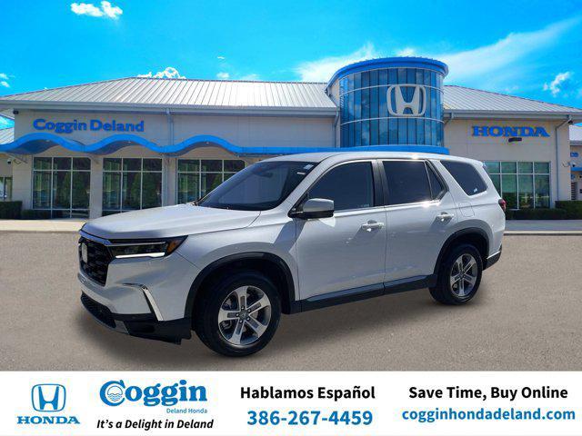 new 2025 Honda Pilot car, priced at $45,521