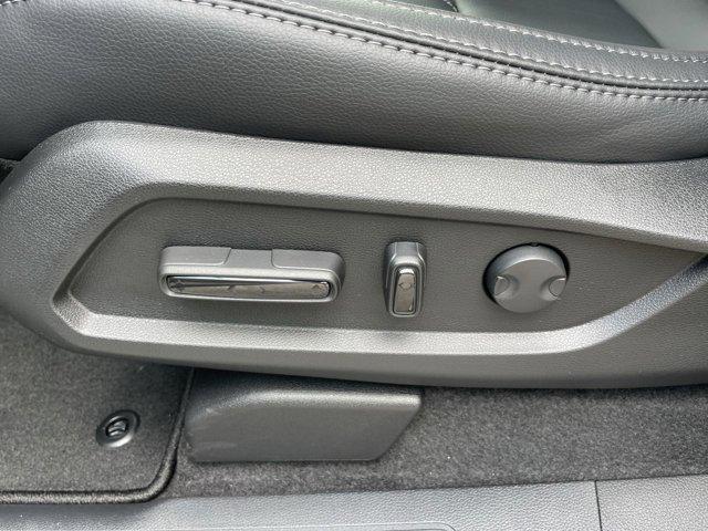 new 2025 Honda Pilot car, priced at $44,974