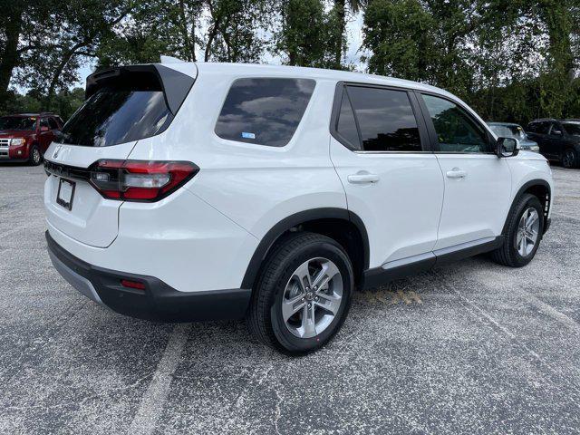 new 2025 Honda Pilot car, priced at $44,974