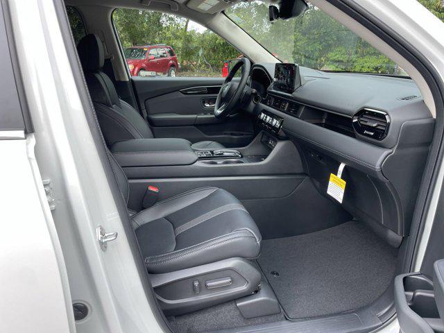 new 2025 Honda Pilot car, priced at $44,974